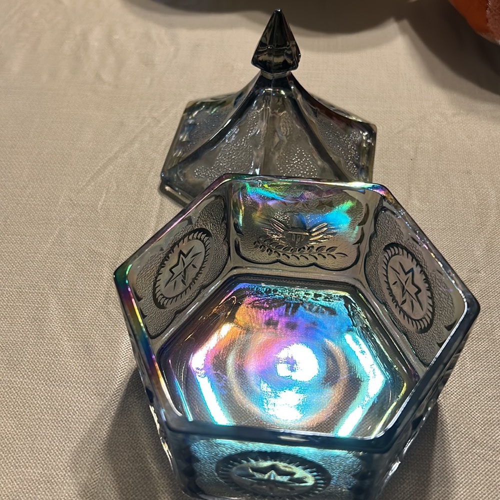 Fenton Carnival Glass Green Antique Candy Dish - Picture 8 of 9